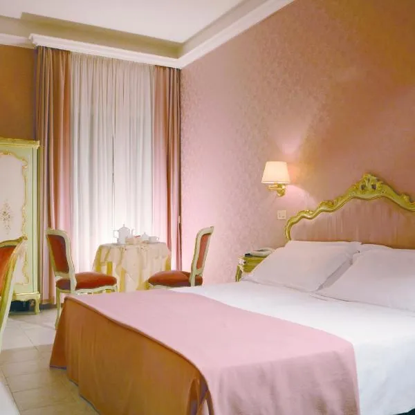 Hotel Romulus: Colle Santa Colomba'da bir otel
