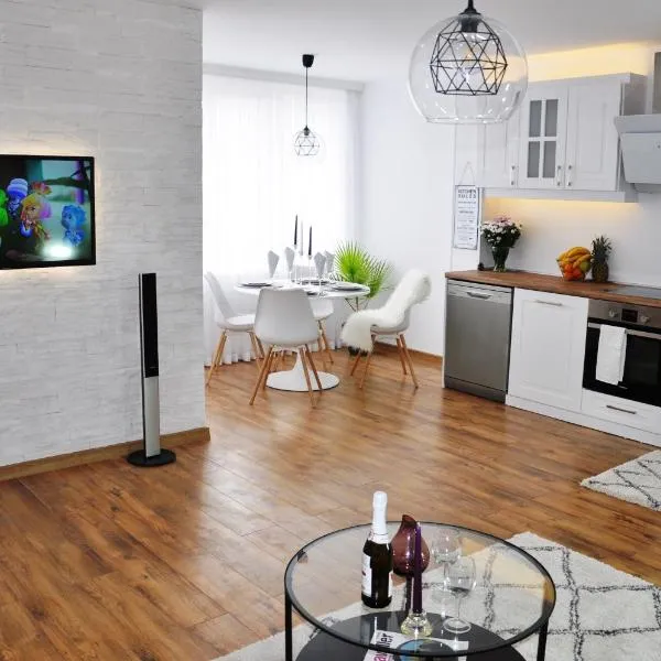 Viesnīca Lux Apartment pilsētā Pazardžika