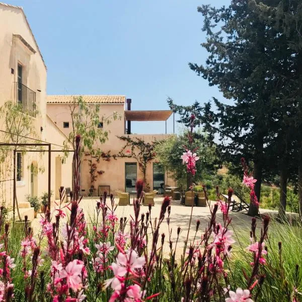 Battimandorlo, hotel v destinácii Noto
