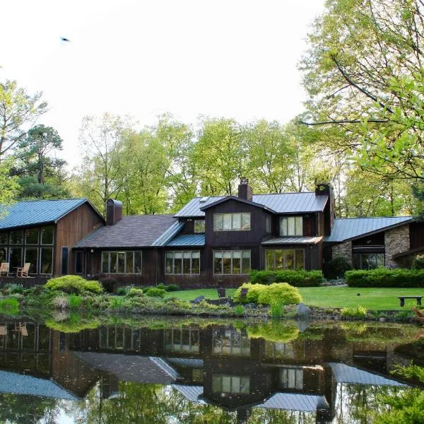 The Inn at White Oak, Hotel in Center Mills