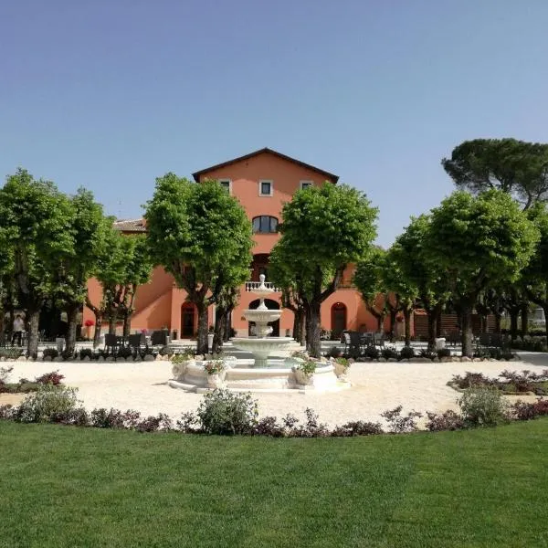 Villa Floridiana, hotel di Gavignano