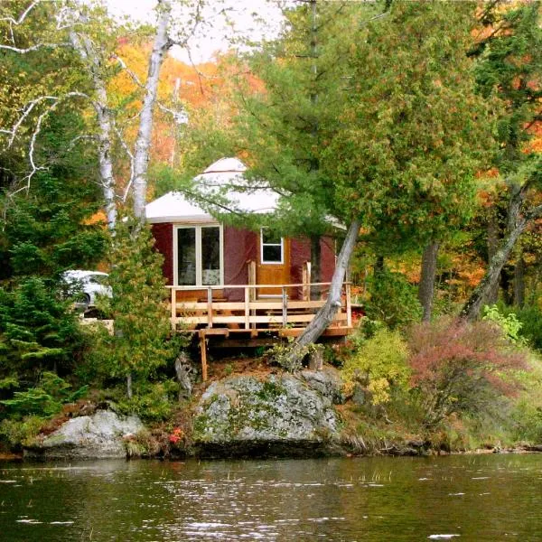 Aux Berges du lac Castor, hotel in Saint-Paulin