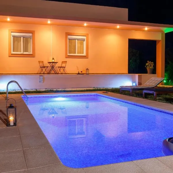 Summer Breeze Villa, hotel a Afantou
