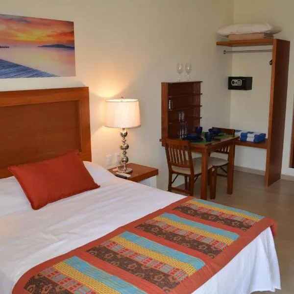 Suites SanRey, viešbutis mieste Puerto Morelos