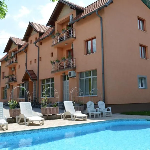 VILLA HIPODROM ilidza apartments – hotel w mieście Kijevo