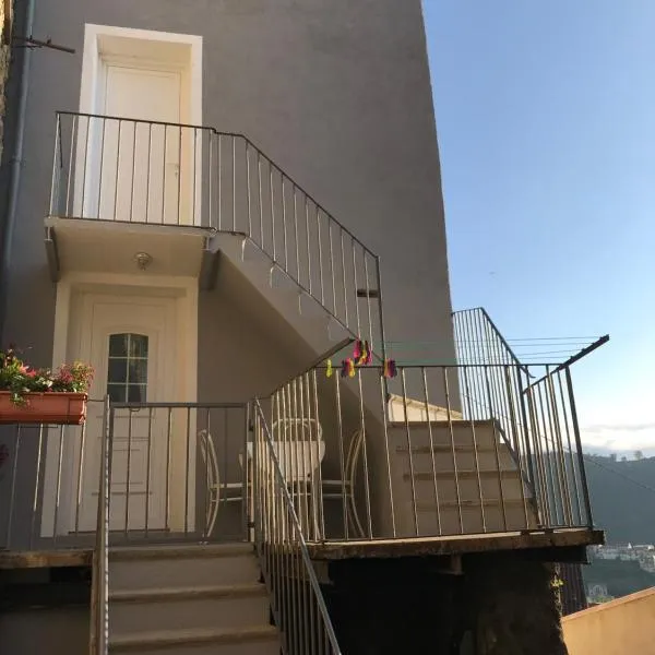 Maison entière tout équipé 4 chambre possibilité de 10 couchage Venaco Centre Corse, hotel v destinaci Venaco
