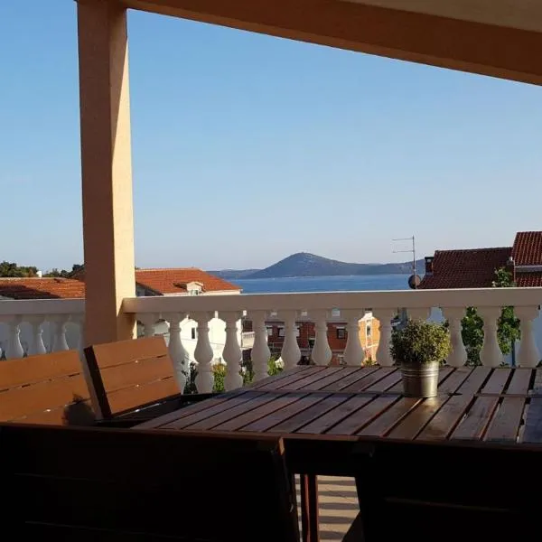Apartmani Mira, Hotel in Vodice