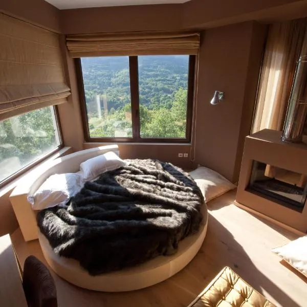 Forest Suites Boutique Hotel, hotel v destinaci Méga Khoríon