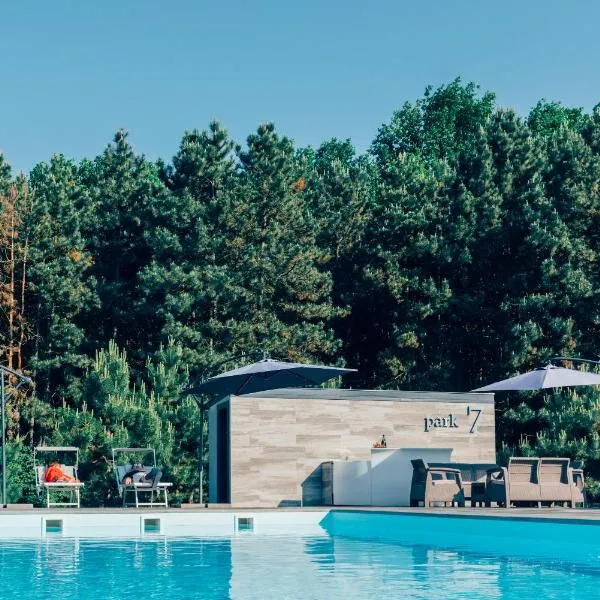 Park7, hotel in Tiszafüred