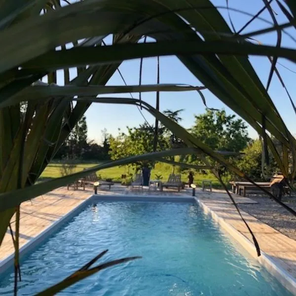 Mas à Cheval-Blanc en Provence, hotel i Cheval-Blanc