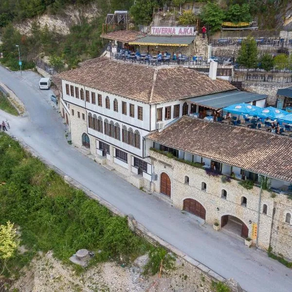 Hotel Ajka, hotel a Berat