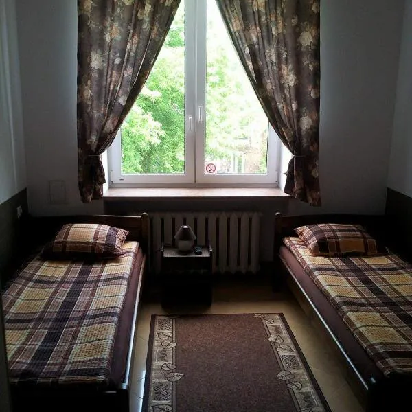 Hostel Maxim, hotel en Varsovia