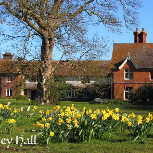 Bawdsey Hall, hotel in Hollesley