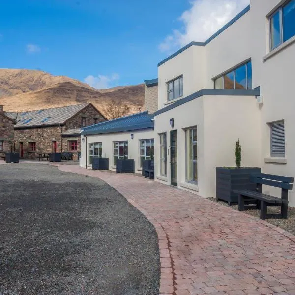 Wild Atlantic Hostel, hotel v destinaci Leenaun