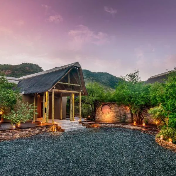 Lush Private Game Lodge, hotel v destinaci Pilanesberg