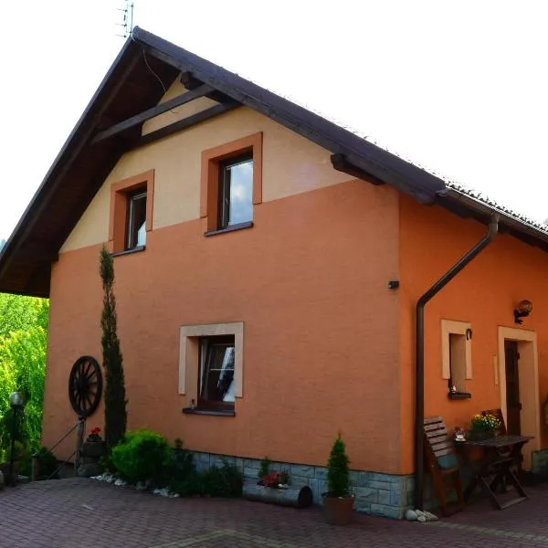 Apartments Ve Dvoře, hotel en Horní Lomná