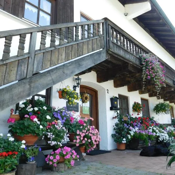 Der Blankhof "Back to Roots", hotel di Bad Endorf
