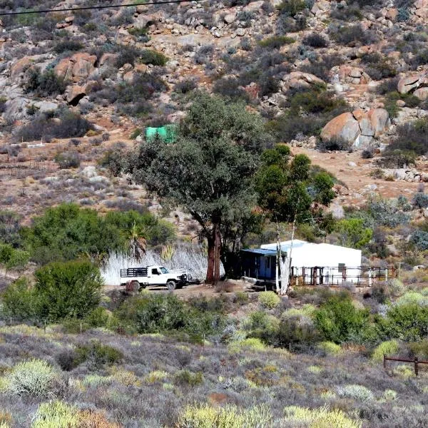 Middelkraal Accommodation, hotel di Garies