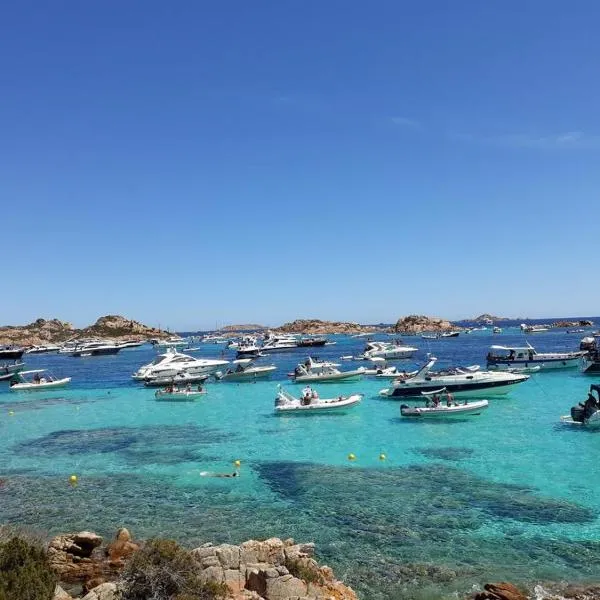 Affitta camere da Gigi e Antonella, hotel in Porto Rotondo