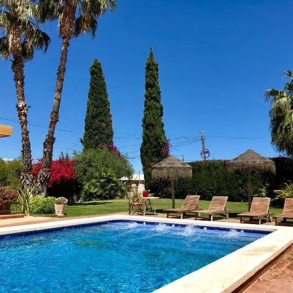 ***CHALET ALICANTE*** EXPERIENCIA UNICA, hotel v destinaci Alicante