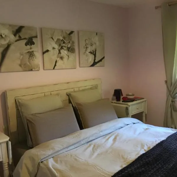 Aux Perderies, khách sạn ở Tréguier