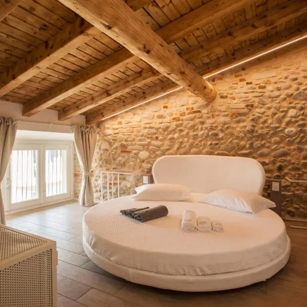 B&B La Bellavita del Garda Luxury, hotel v destinaci San Felice del Benaco