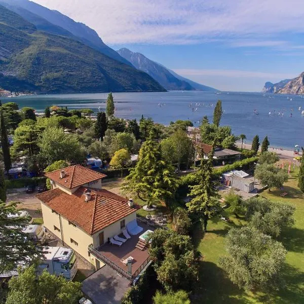 Villa Torbole, hotel in Nago-Torbole