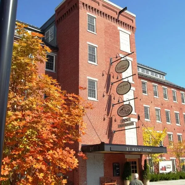 The Common Man Inn & Restaurant, hótel í Claremont