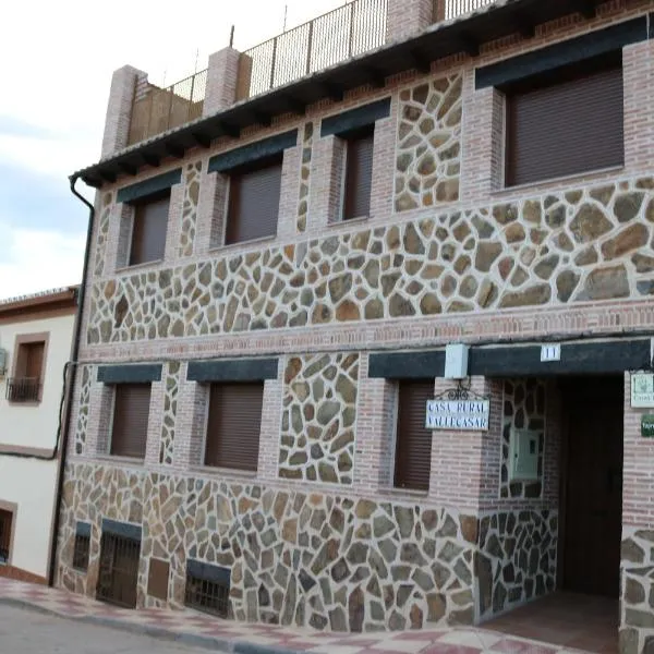 Casa Rural "Vallecasar", hotel v destinaci Los Navalucillos