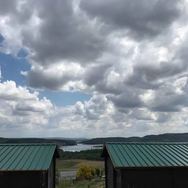 Monte do Azibo Glamping, hotel v destinaci Podence