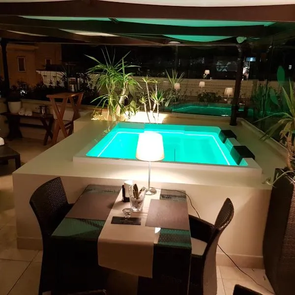 Suite Hotel Santa Chiara, hotel v destinácii Lecce