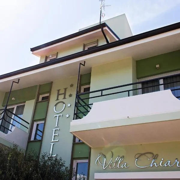 Hotel Villa Chiara, отель в Террачине
