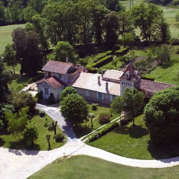 Golf de TEYNAC, hotel en Beychac-et-Caillau