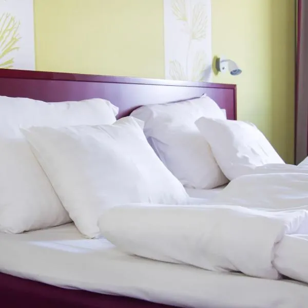 Hotel Salora, hotel em Salo