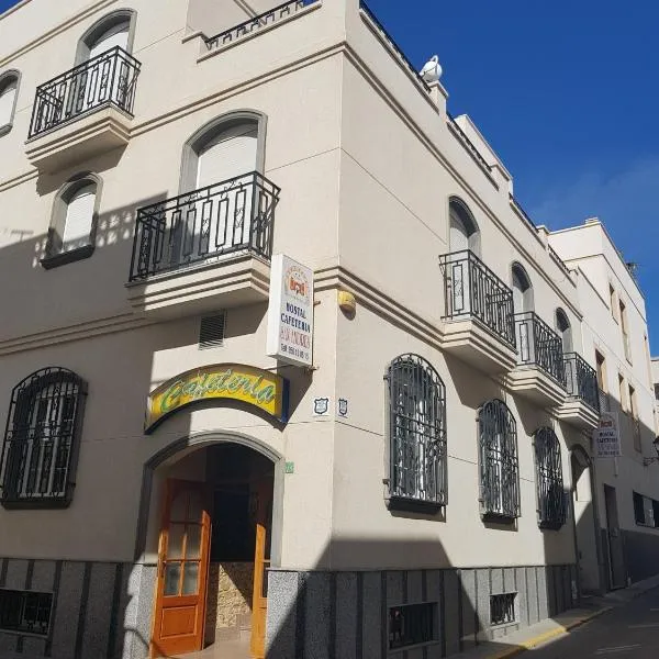 Hostal San Andres, hotel v destinaci Carboneras