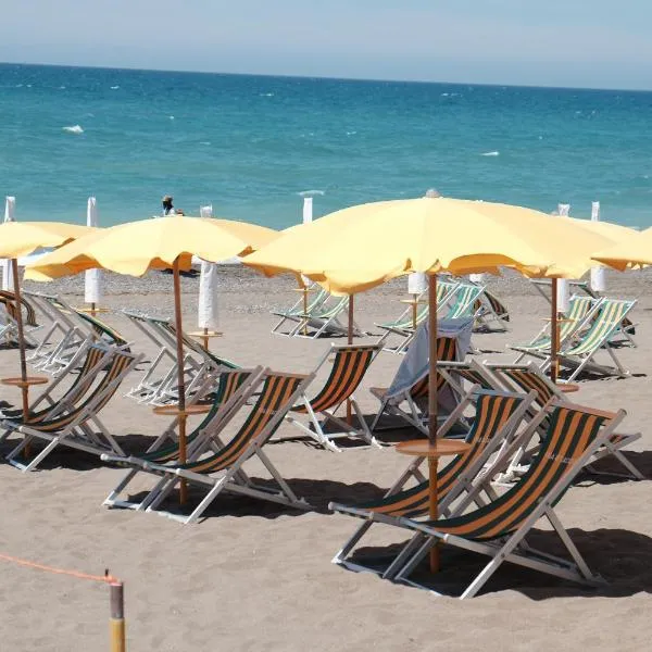 Camping Casa Di Caccia, hotel v destinaci Marina di Bibbona