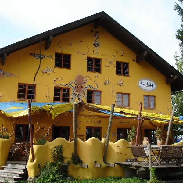 Schiff Bihlerdorf - Hostel, hotel in Bihlerdorf