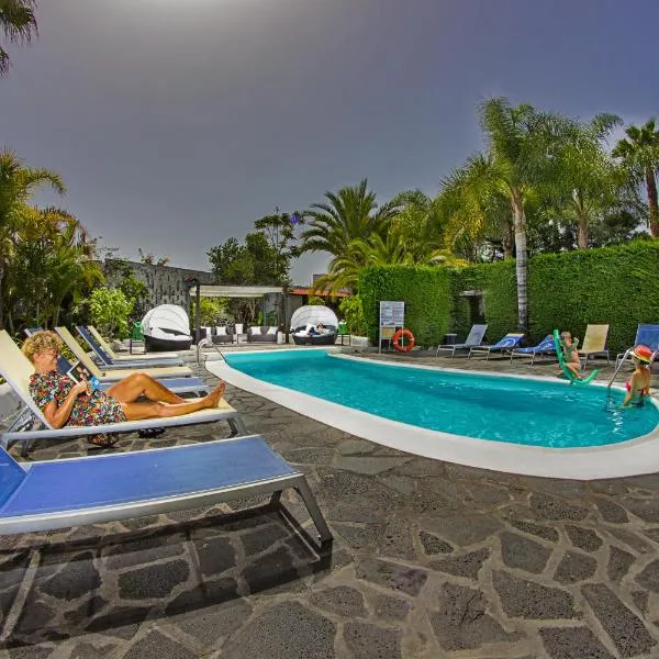 Apartamentos Adjovimar, ξενοδοχείο σε Los Llanos de Aridane