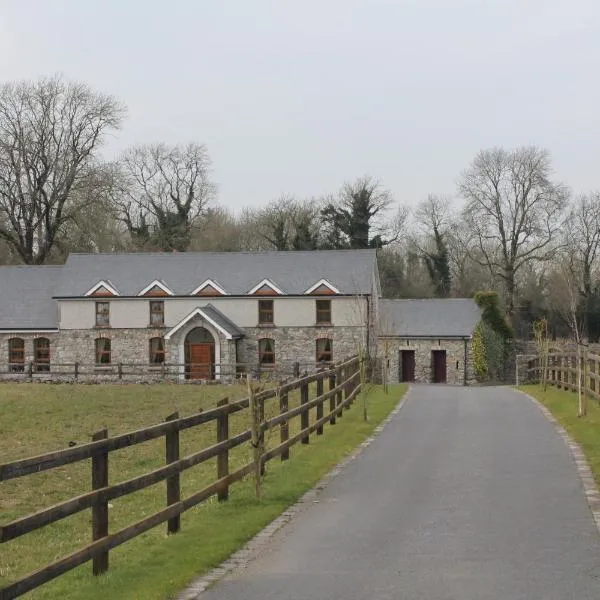 Moynure House Boutique B&B, hotel in Clonmacnoise