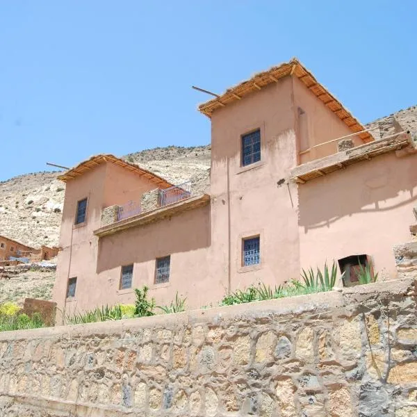 Kasbah Ait Bouguemez, хотел в Agouti