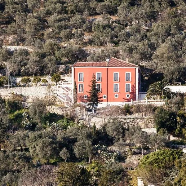 La Rossa Fantastica, hotel in Castello dʼAlife