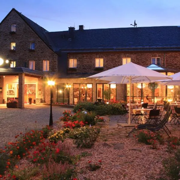 Sonnenhotel Hoher Hahn, hotel in Schwarzenberg