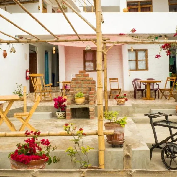 Cruz del Sur, hotel v destinaci Pucusana