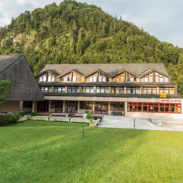 JUFA Hotel Grünau im Almtal, hotel v destinácii Grünau im Almtal