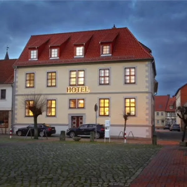 Hotel Am Markt, hotell i Velpke