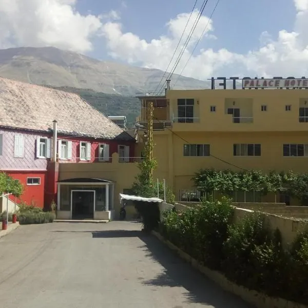 Palace Hotel, hotel en Bisharri