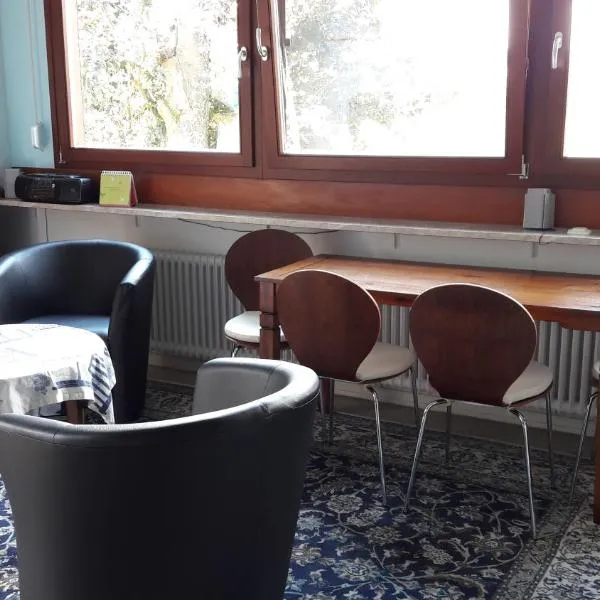 Im Baumhaus, hotel v destinaci Roth