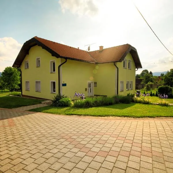 Apartment & Rooms Arija, hotell i Drežnik Grad