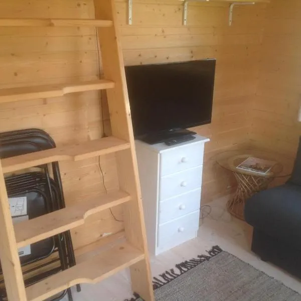 Hjemstavnsgårdens Camping & Cottages, hotel v destinaci Glamsbjerg