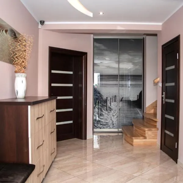 Pokoje Gościnne ZACISZE, hotel v destinaci Jantar